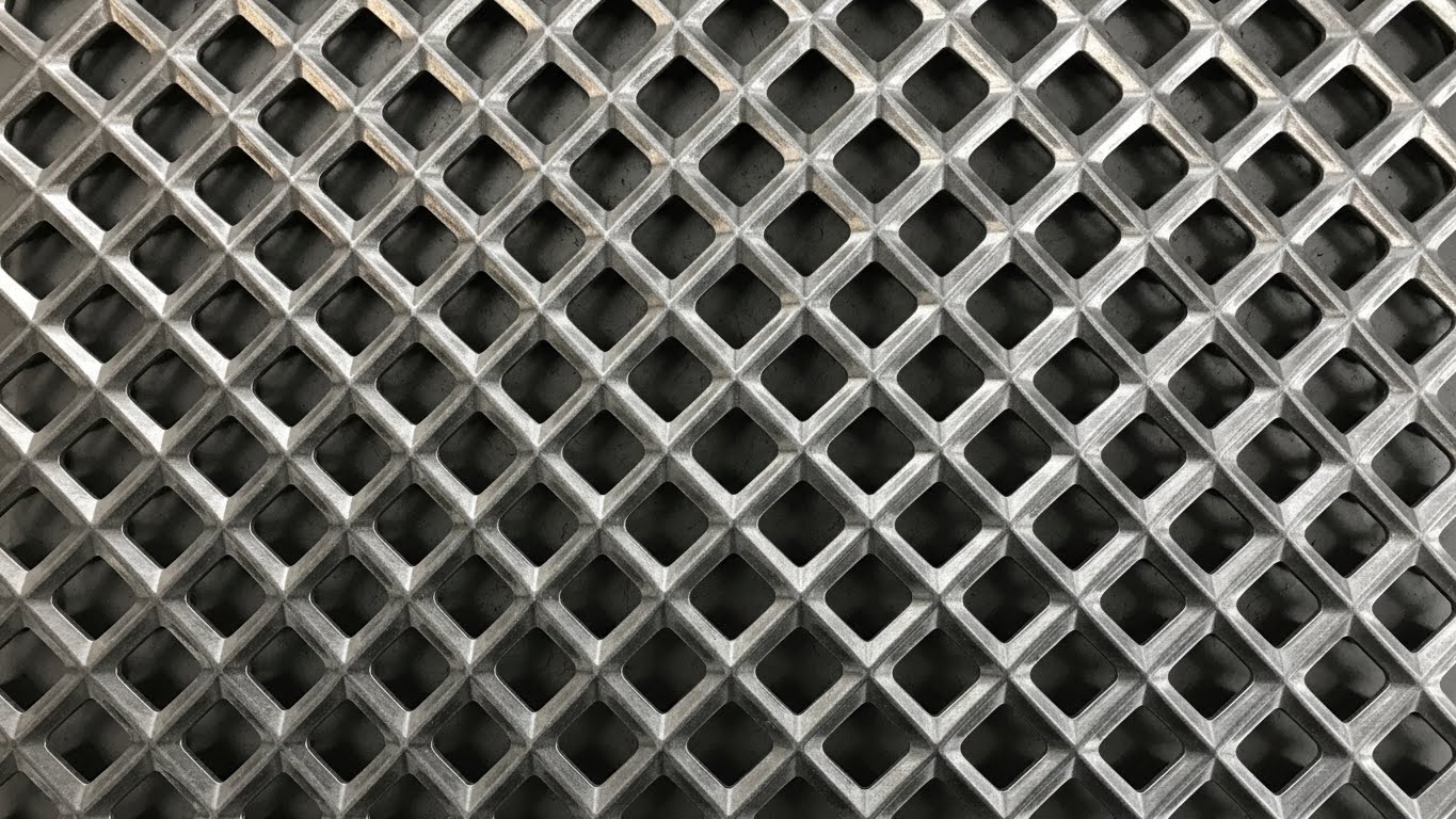 Genişletilmiş sac elmas delik aralıkları